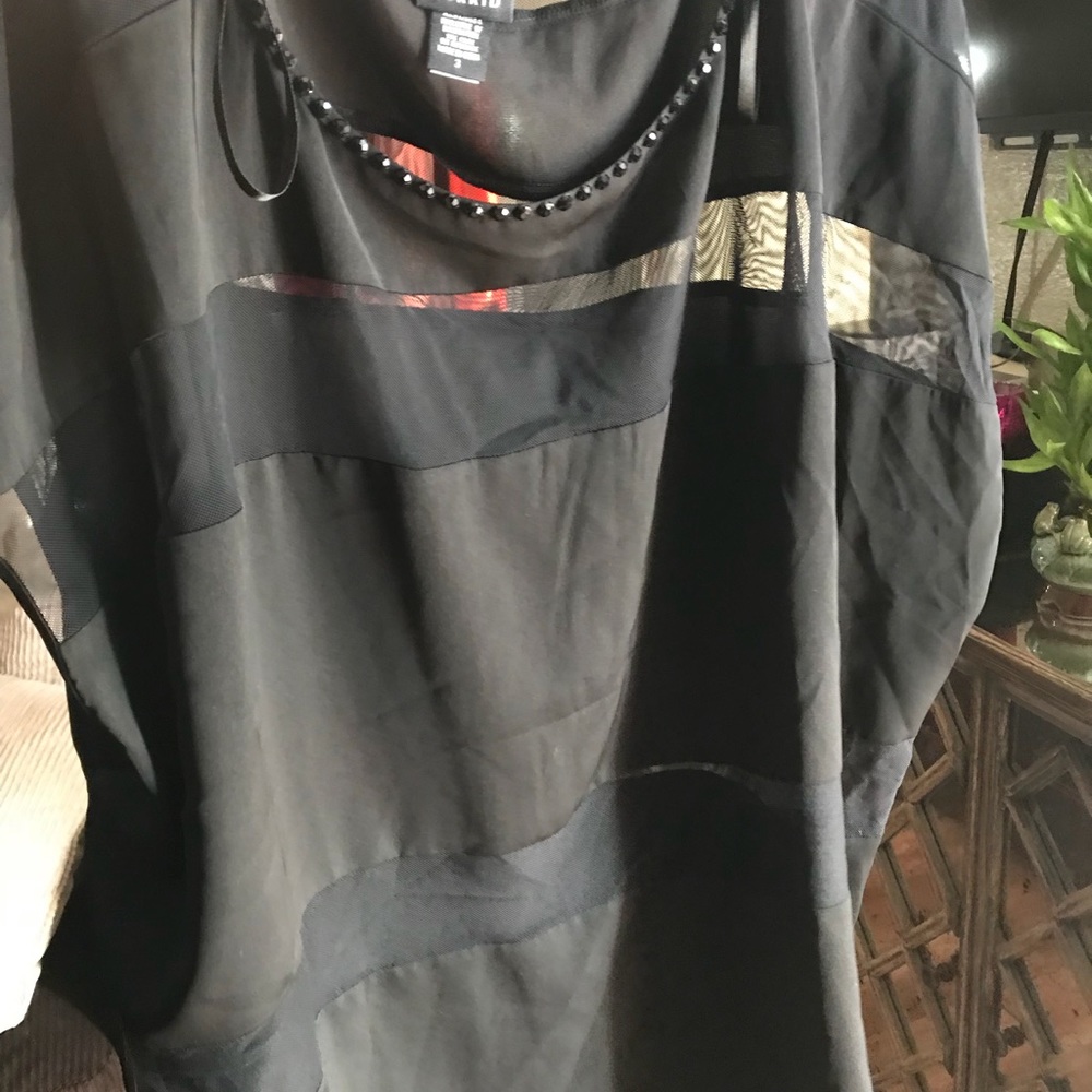 Top - Picture 4 of 4